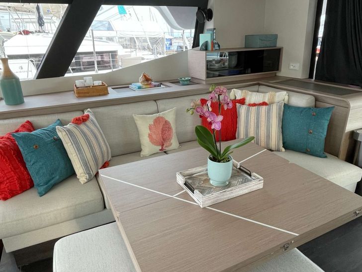 KRAZY KAT Fountaine Pajot Samana 59 - saloon KRAZY KAT Fountaine Pajot Samana 59 - saloon