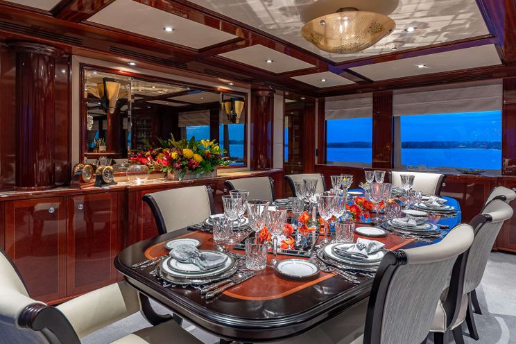 Charter Yacht KASHMIR - Splendor 133 - 6 Cabins - Nassau - Staniel Cay - Exumas - Bahamas
