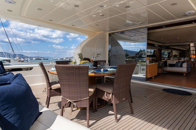 Charter Yacht ESTIA YI - Ferretti 27m - 4 Cabins - Athens - Mykonos - Paros - Naxos - Santorini