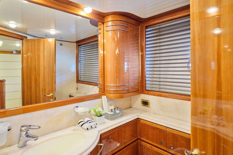Charter Yacht ESTIA YI - Ferretti 880 - 4 Cabins - Athens - Mykonos - Paros - Cyclades - Greece