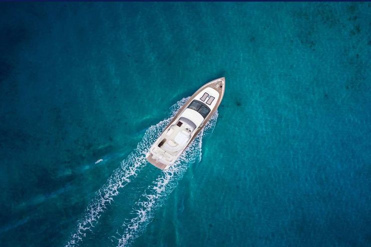 Charter Yacht ESTIA ZEUS - Azimut 74 - 4 Cabins - Athens - Mykonos - Paros - Naxos - Santorini