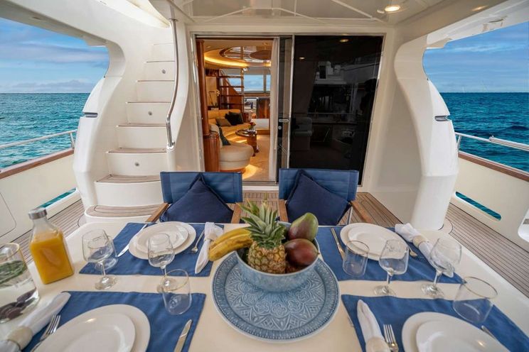 Charter Yacht ESTIA ZEUS - Azimut 74 - 4 Cabins - Athens - Mykonos - Paros - Naxos - Santorini