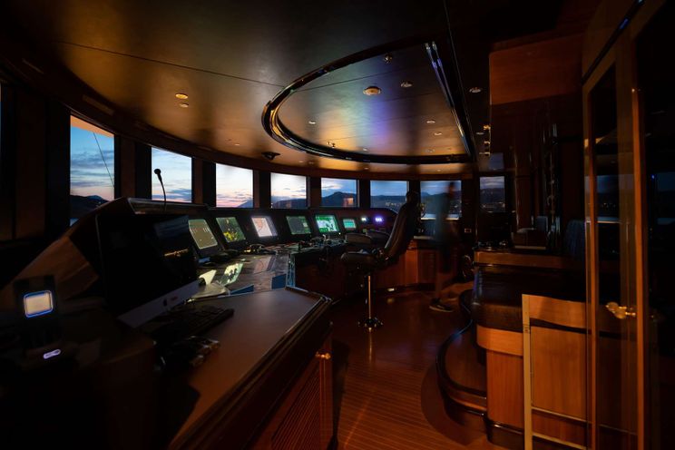 Charter Yacht IDYLLIC - Benetti 59m - 6 Cabins - Athens - Mykonos - Zakynthos