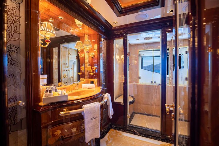 Charter Yacht IDYLLIC - Benetti 59m - 6 Cabins - Athens - Mykonos - Zakynthos