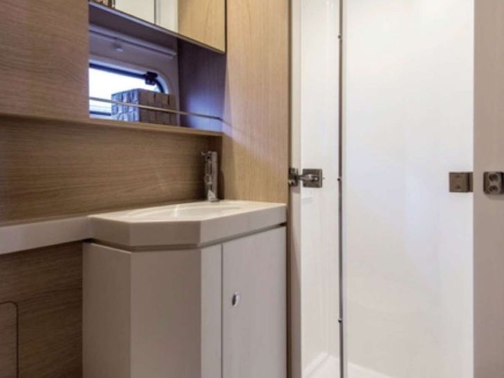 COCKTAILS&DREAMS - Bathroom COCKTAILS&DREAMS - Bathroom