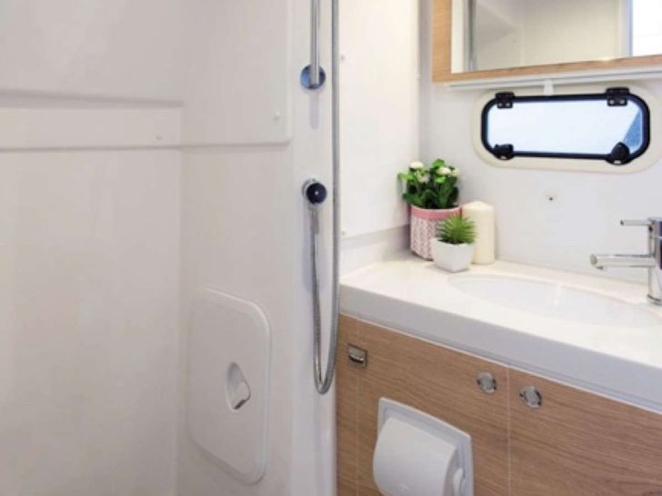 COCKTAILS&DREAMS - Bathroom COCKTAILS&DREAMS - Bathroom