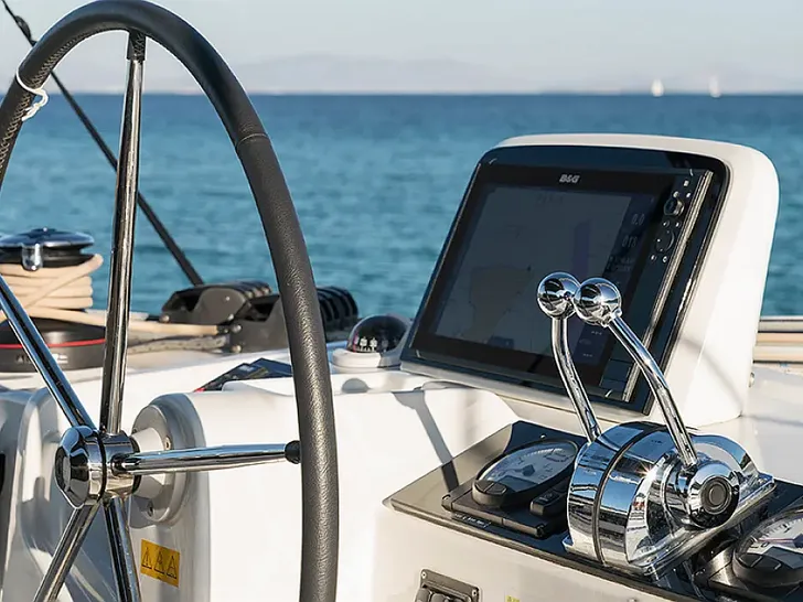 KAIZEN - Lagoon 46 - helm KAIZEN - Lagoon 46 - helm