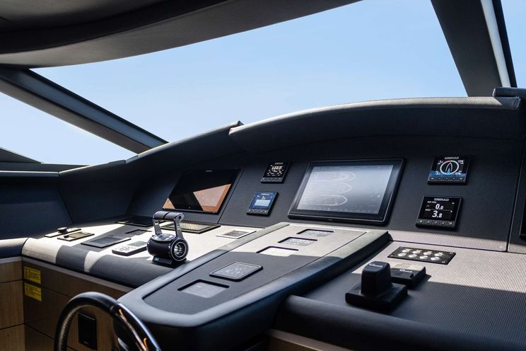 Charter Yacht THE PEDDLER - Dreamline 26 - 4 Cabins - Tortola - Anegada - Virgin Gorda - BVI - Caribbean