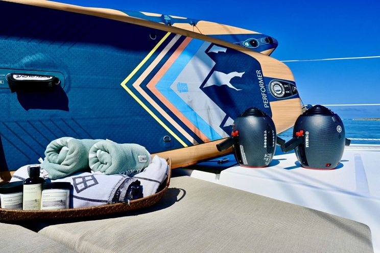 Charter Yacht LOCATION 5.4 - Bali 5.4 - 4 Cabins - Nassau - Exumas - Bahamas