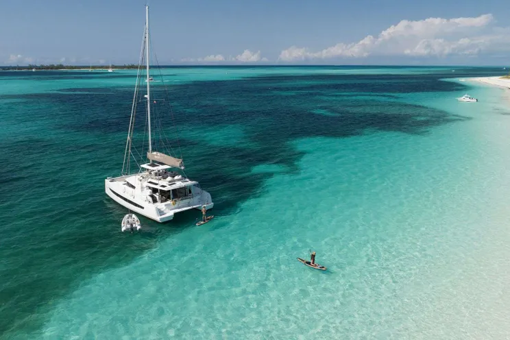 Charter Yacht LOCATION 5.4 - Bali 5.4 - 4 Cabins - Nassau - Exumas - Bahamas