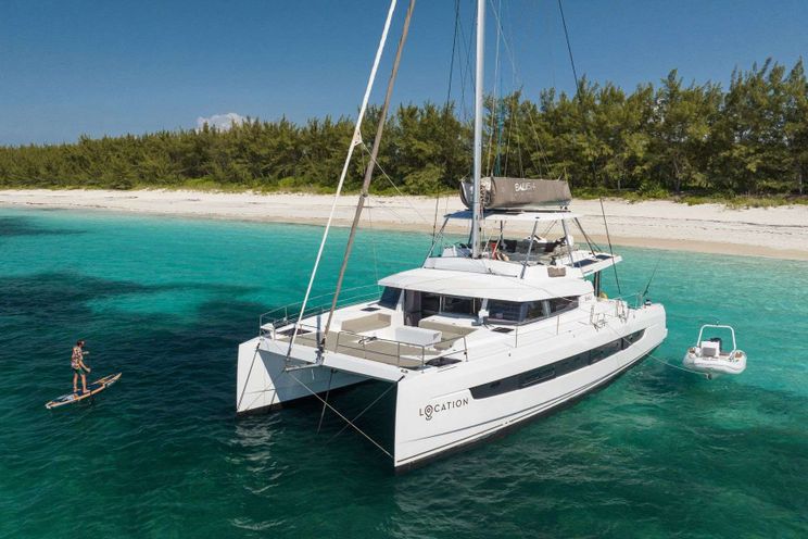 Charter Yacht LOCATION 5.4 - Bali 5.4 - 4 Cabins - Nassau - Exumas - Bahamas