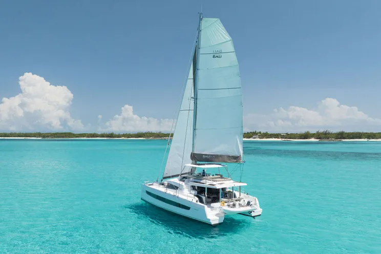 Charter Yacht LOCATION 5.4 - Bali 5.4 - 4 Cabins - Nassau - Exumas - Bahamas