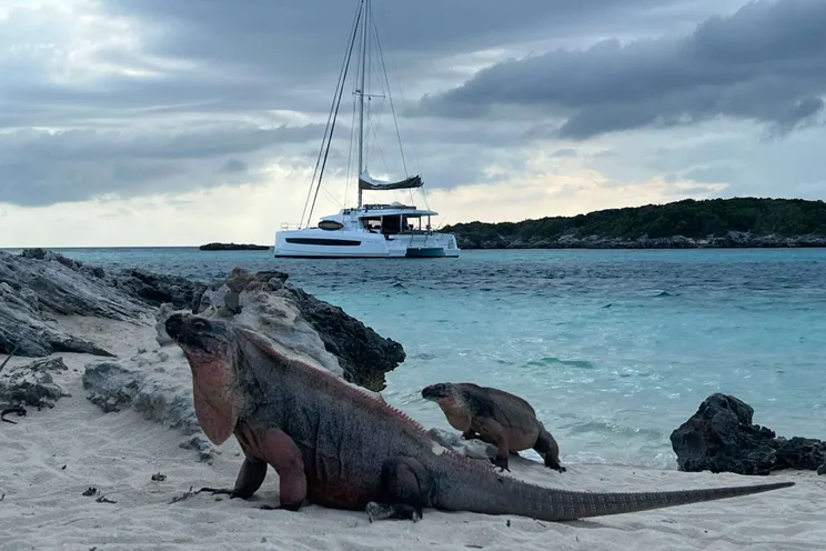 Charter Yacht LOCATION 5.4 - Bali 5.4 - 4 Cabins - Nassau - Exumas - Bahamas