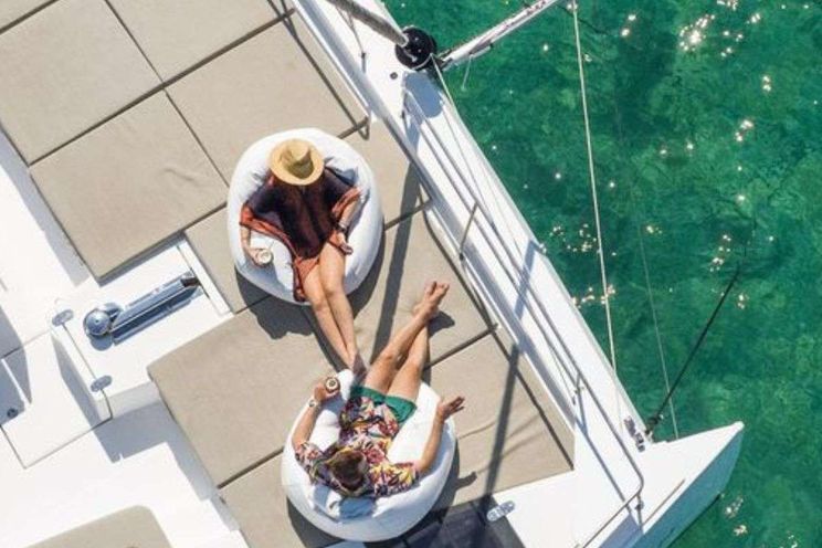 Charter Yacht LOCATION 5.4 - Bali 5.4 - 4 Cabins - Nassau - Exumas - Bahamas