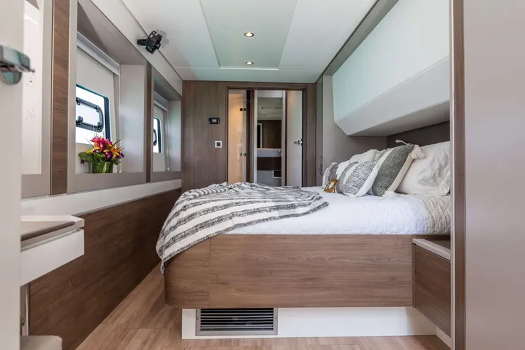 Charter Yacht LOCATION 5.4 - Bali 5.4 - 4 Cabins - Nassau - Exumas - Bahamas