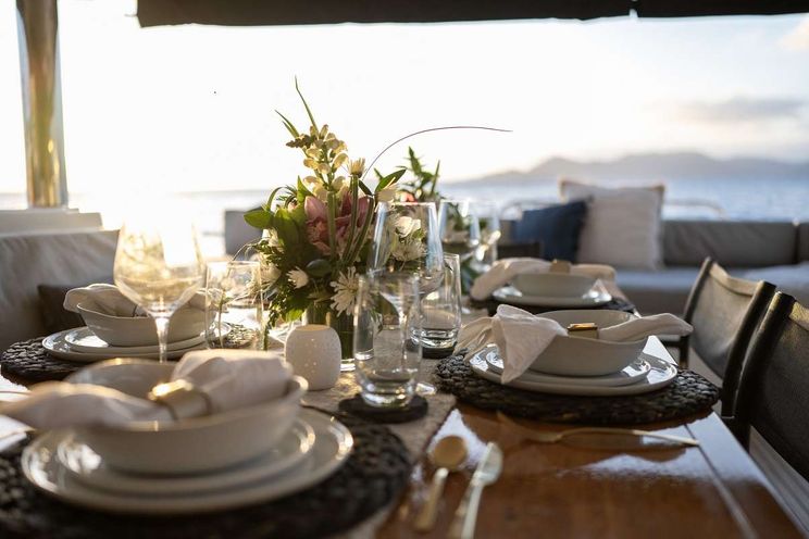 Charter Yacht DRAGONFLY - Lagoon 620 - 4 Cabins - Tortola - Anegada - Virgin Gorda - BVI - Caribbean