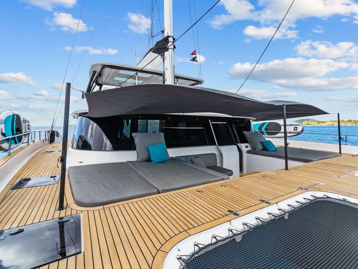 AMAYA Sunreef 60 Bow AMAYA Sunreef 60 Bow