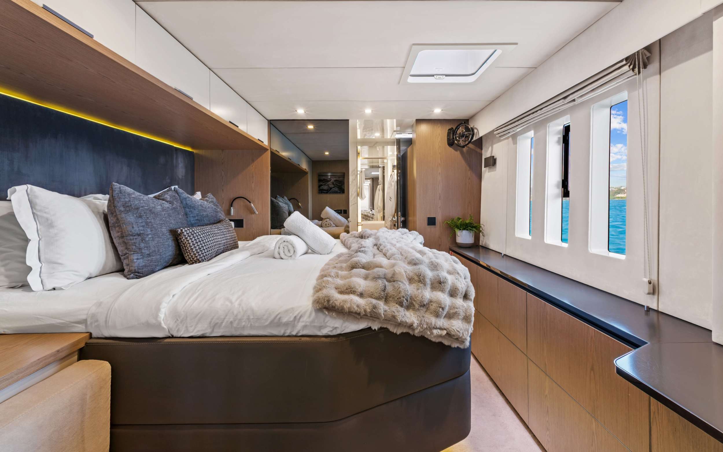 Charter Yacht AMAYA - Sunreef 60 - 4 Cabins - Tortola - Anegada - Virgin Gorda - BVI - Caribbean