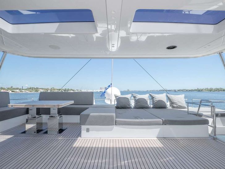 AMAYA Sunreef 60 - flybridge AMAYA Sunreef 60 - flybridge
