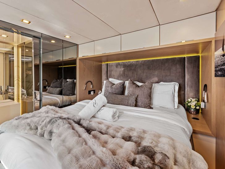 AMAYA Sunreef 60 Cabin AMAYA Sunreef 60 Cabin