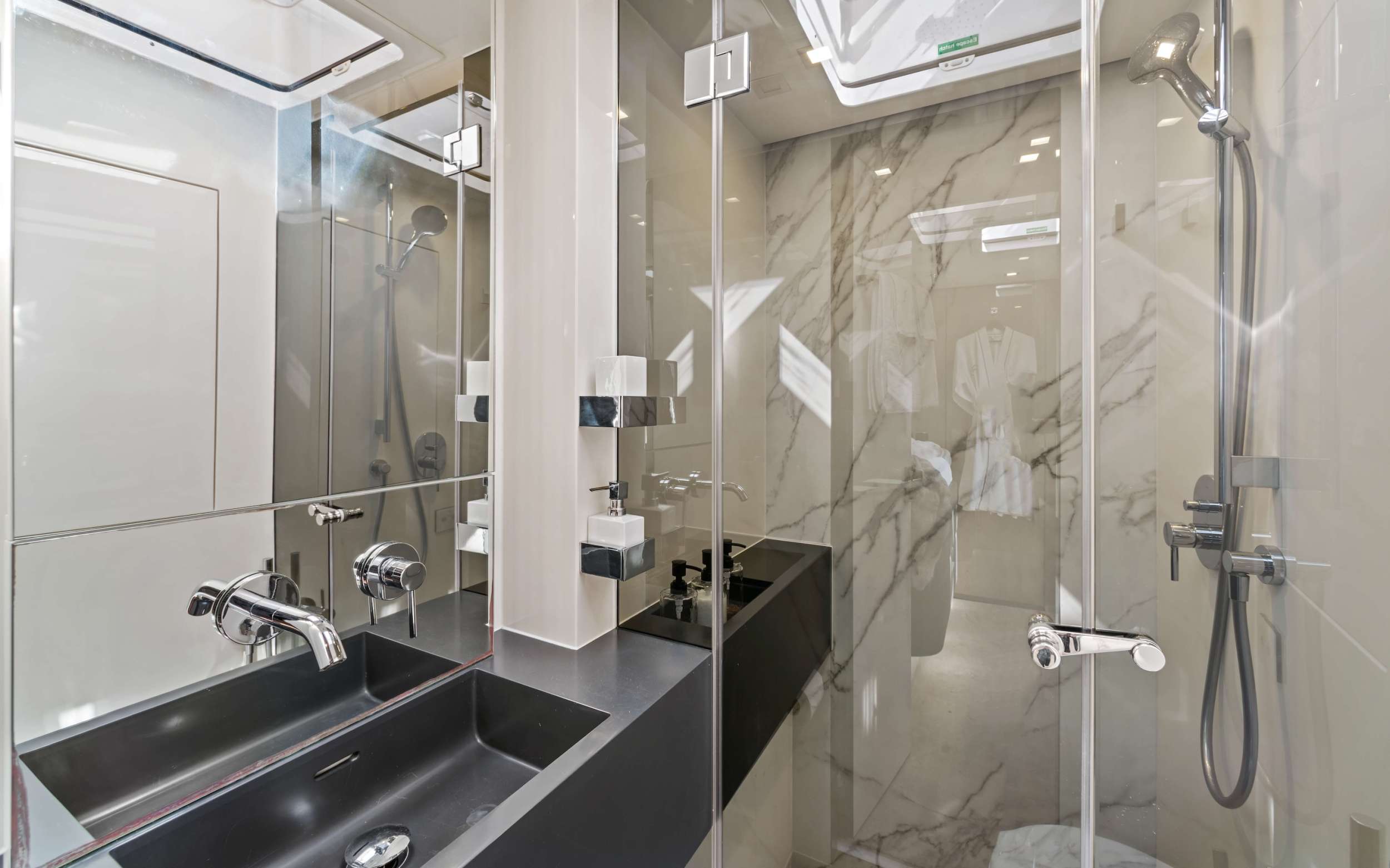 Charter Yacht AMAYA - Sunreef 60 - 4 Cabins - Tortola - Anegada - Virgin Gorda - BVI - Caribbean