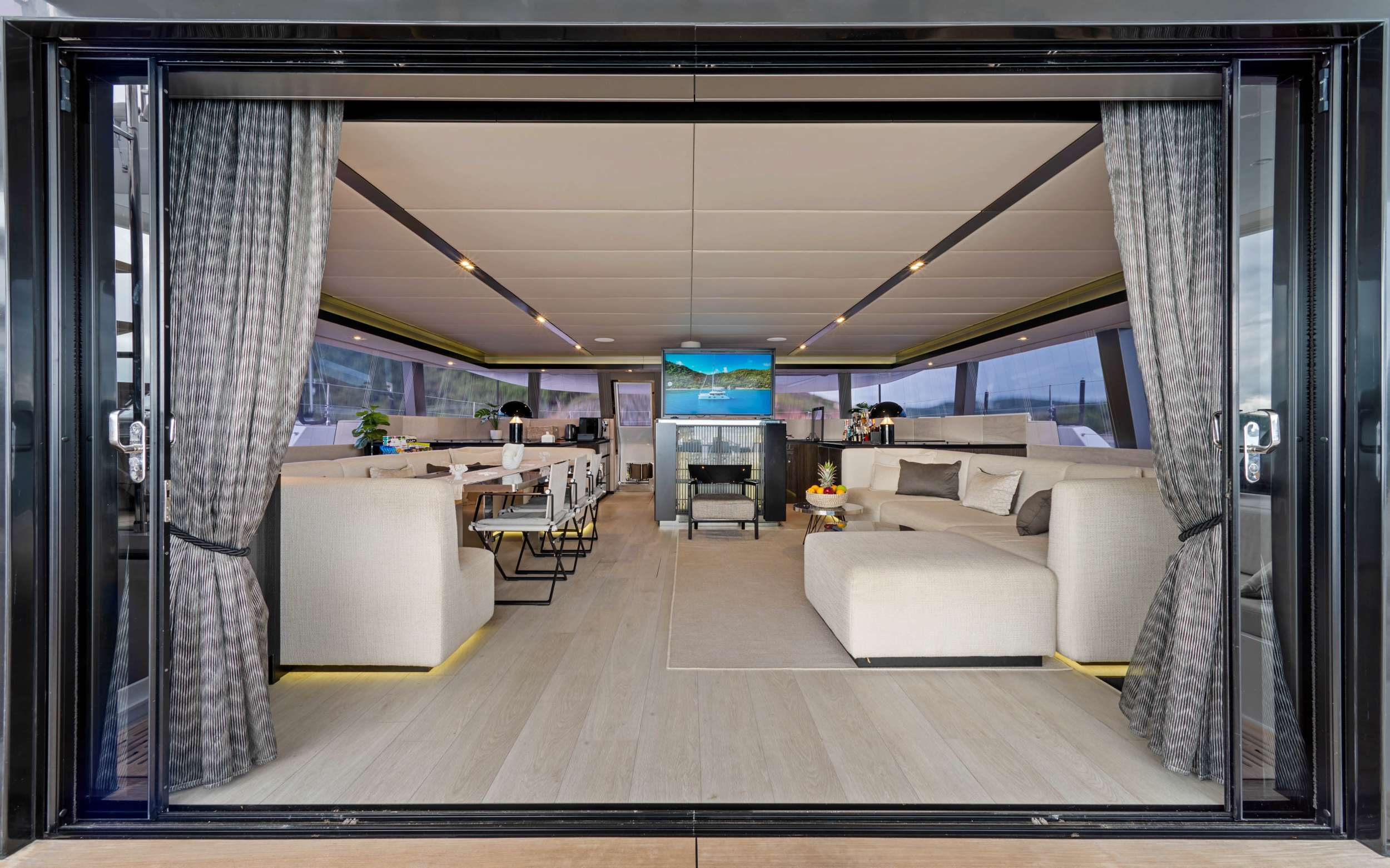 Charter Yacht OCEAN VIBES - Sunreef 74 - 4 Cabins - Tortola - Anegada - Virgin Gorda - BVI - Caribbean