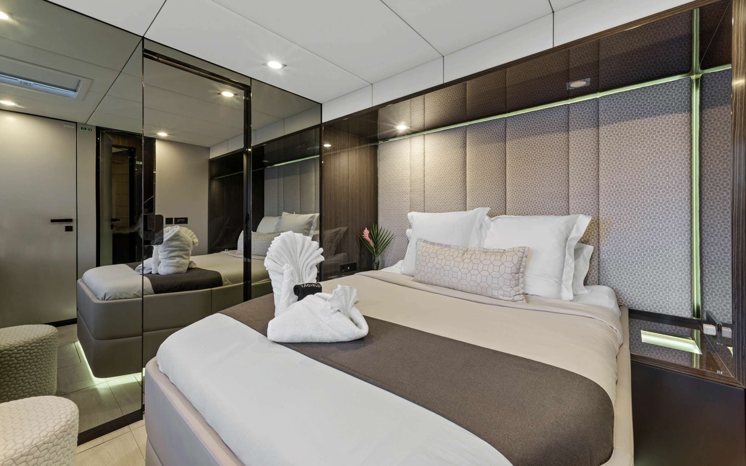 Charter Yacht OCEAN VIBES - Sunreef 74 - 4 Cabins - Tortola - Anegada - Virgin Gorda - BVI - Caribbean