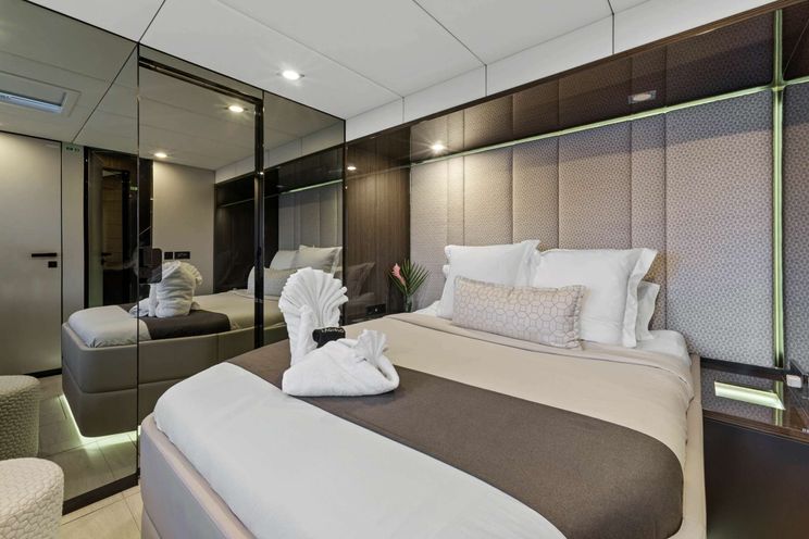 Charter Yacht OCEAN VIBES - Sunreef 74 - 4 Cabins - Tortola - Anegada - Virgin Gorda - BVI - Caribbean