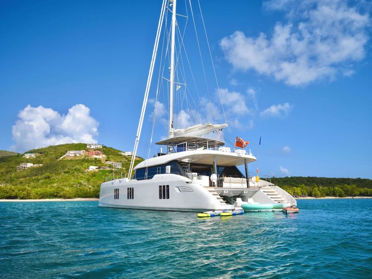 OCEAN VIBES Sunreef 74 - aft view OCEAN VIBES Sunreef 74 - aft view