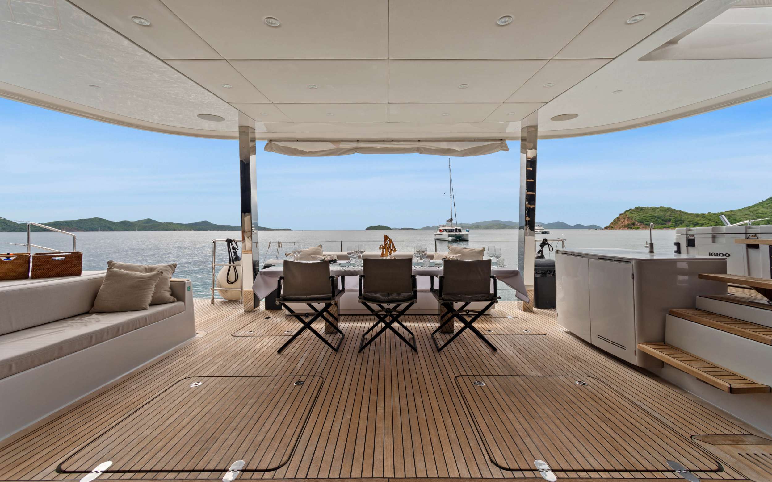 Charter Yacht OCEAN VIBES - Sunreef 74 - 4 Cabins - Tortola - Anegada - Virgin Gorda - BVI - Caribbean