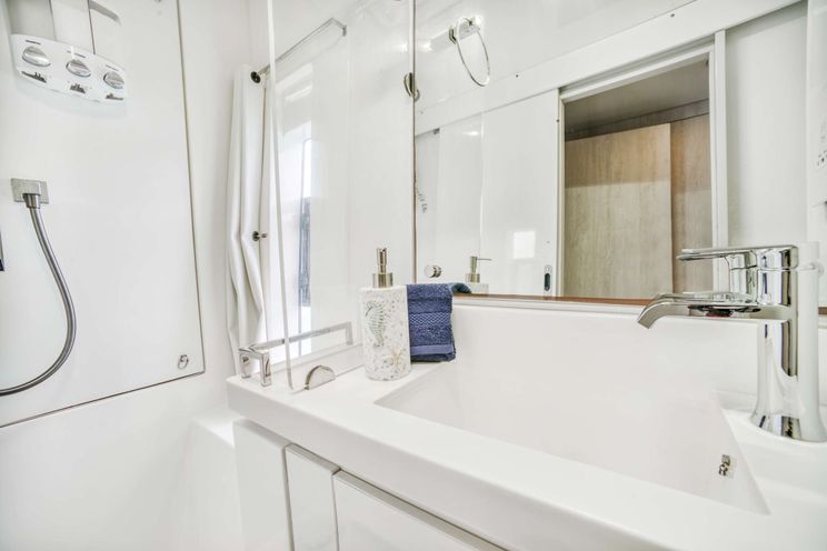 Charter Yacht DEEP BLUE- Leopard 58 - 4 Cabins - BVI - Tortola - Virgin Gourda - Anegada - Jost Van Dyke