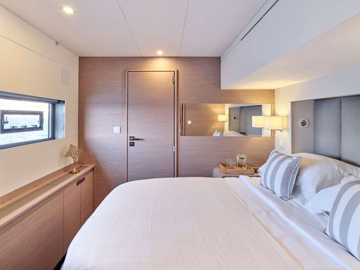 ALEXANDRA II Fountaine Pajot Alegria 67 - VIP cabin 2 ALEXANDRA II Fountaine Pajot Alegria 67 - VIP cabin 2