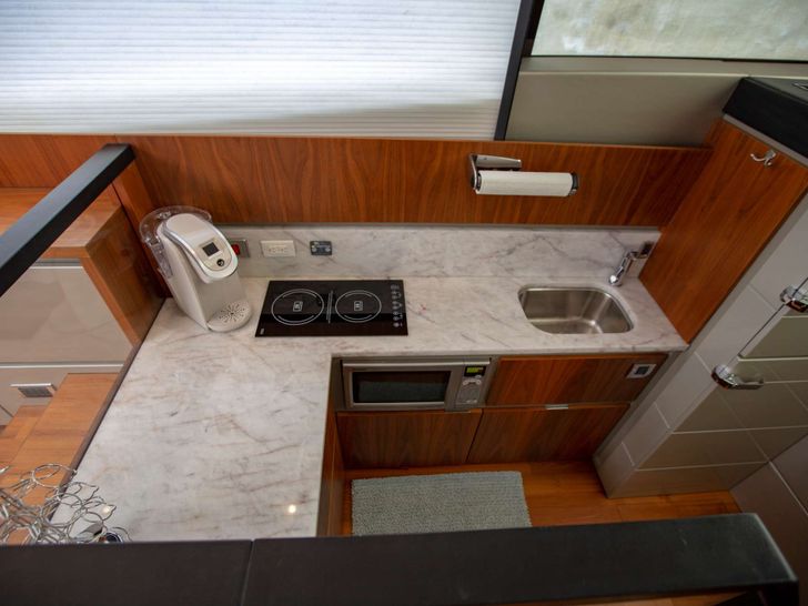 MY GIRL - Fairline 62 Gally Kitchen MY GIRL - Fairline 62 Gally Kitchen