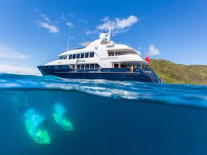 SECOND LOVE - Trinity 145 - 5 Cabins - Nassau - Bahamas - Florida SECOND LOVE - Trinity 145 - 5 Cabins - Nassau - Bahamas - Florida