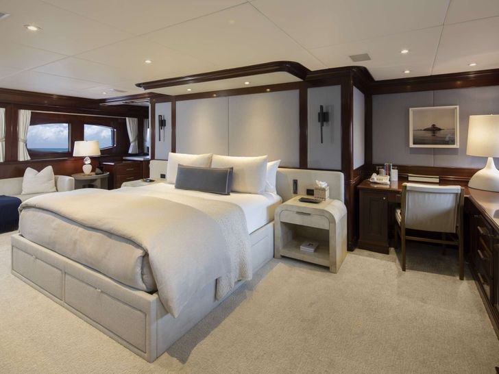 SECOND LOVE - Master Stateroom