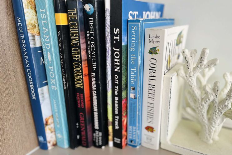 Charter Yacht ITHAKA - Bali 5.4 - 4 Cabins - St. Thomas - US Virgin Islands - British Virgin Islands - Caribbean