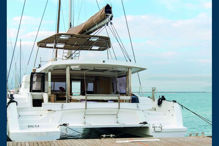 Charter Yacht ITHAKA - Bali 5.4 - 4 Cabins - St. Thomas - US Virgin Islands - British Virgin Islands - Caribbean