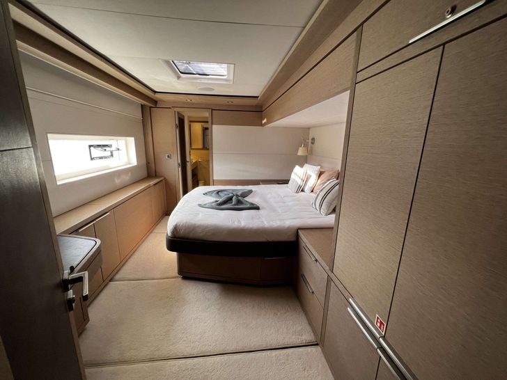 JUST MARIE 2 Lagoon Seventy 8 - master cabin side shot JUST MARIE 2 Lagoon Seventy 8 - master cabin side shot