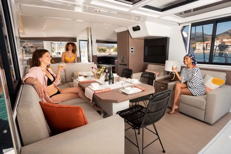 Charter Yacht SECOND WIND - Bali 4.2 - 2 Cabins - St Thomas - St John - St Croix