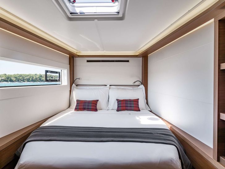 ELIBLU- Exterior ELIBLU- Exterior