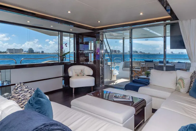 Charter Yacht MIRRACLE - Sunseeker 95 - 4 Cabins - Nassau - Staniel Cay - Exumas