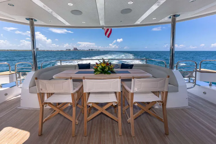 Charter Yacht MIRRACLE - Sunseeker 95 - 4 Cabins - Nassau - Staniel Cay - Exumas