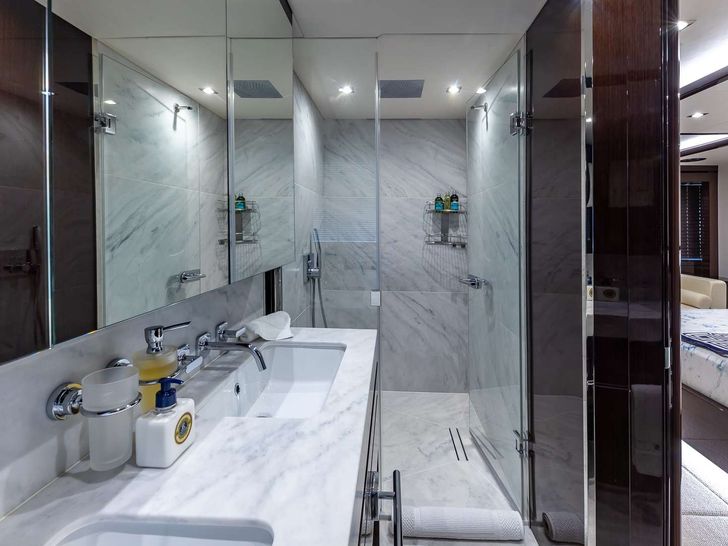 MIRRACLE - VIP bath MIRRACLE - VIP bath