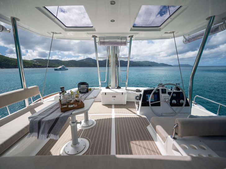 OCEANA Bali 4.8 - Flybridge OCEANA Bali 4.8 - Flybridge