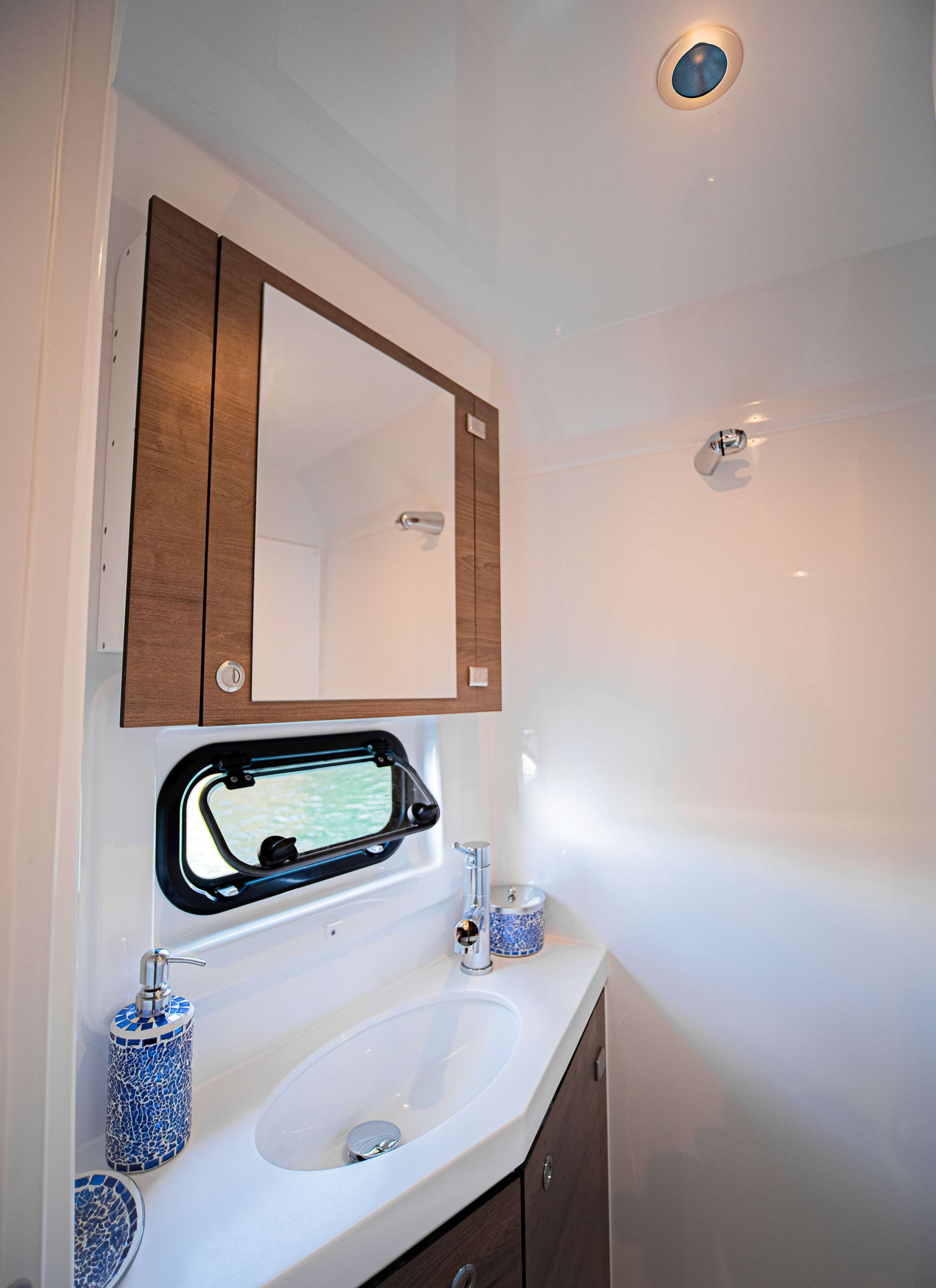 Charter Yacht BAVARIAN BLISS - Bali 4.8 - 4 Cabins - Tortola - Anegada - Virgin Gorda - BVI - Caribbean