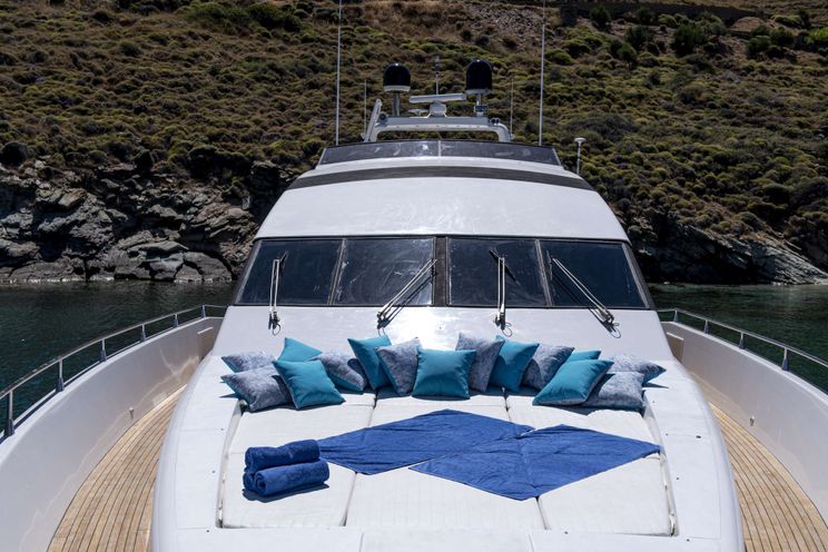 Charter Yacht WISH - Alphamarine 85 - 4 Cabins - Athens - Greek Islands