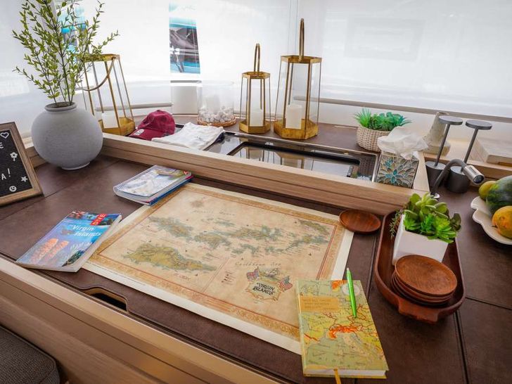 LA SIRENA Lagoon 51 - interior details LA SIRENA Lagoon 51 - interior details