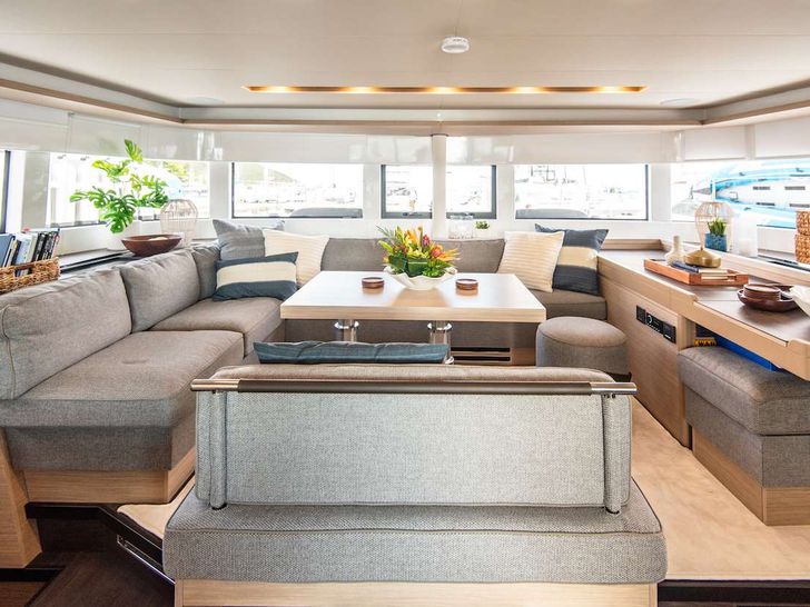 LA SIRENA Lagoon 51 - saloon LA SIRENA Lagoon 51 - saloon