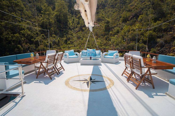 Charter Yacht WHITE SWAN - Custom 32m - 6 Cabins - Bodrum - Gocek - Marmaris