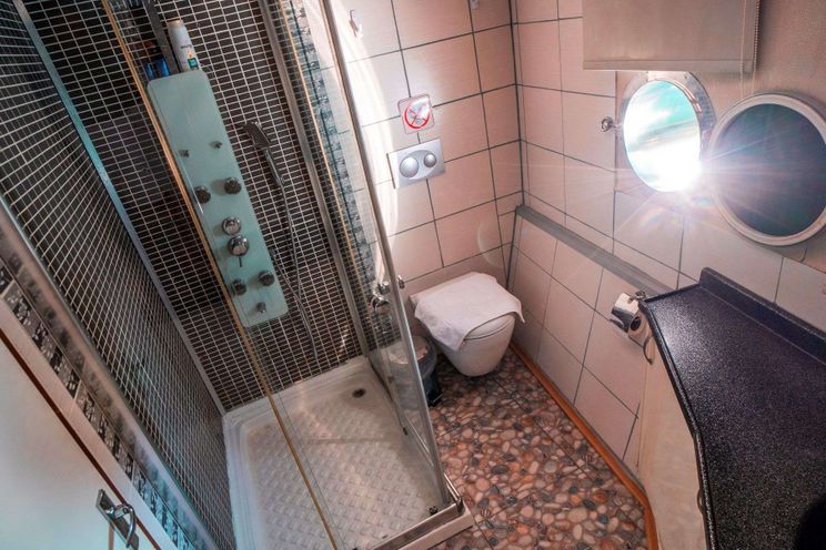 Charter Yacht WHITE SWAN - Custom 32m - 6 Cabins - Bodrum - Gocek - Marmaris